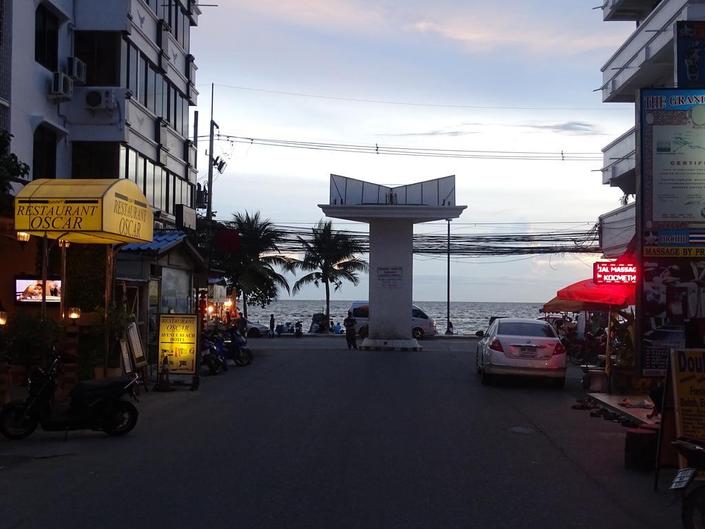 Jomtien Sunset Guesthouse Esterno foto