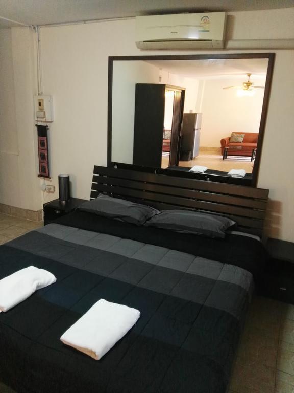 Jomtien Sunset Guesthouse Esterno foto